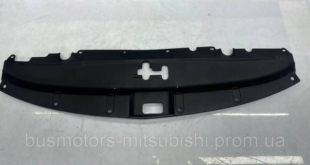 Cubierta superior del panel frontal (soporte del radiador) 7403A314 Mitsubishi