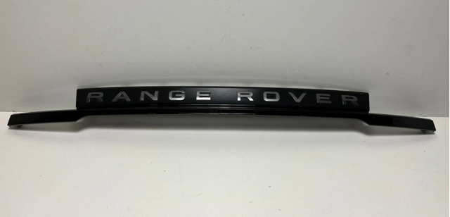 LR114501 Land Rover Moldura de la puerta trasera
