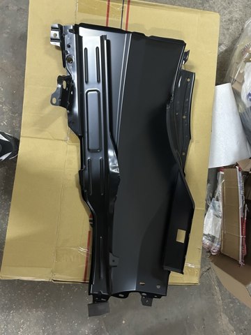 5802382340 Iveco Aleta delantera