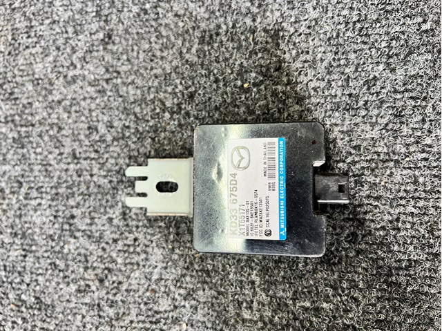 Sensor de acceso sin llave de puerta (receptor de llave) KD33675D4 Mazda