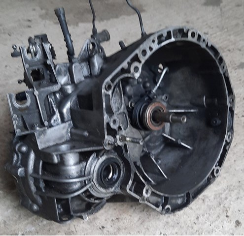 Caja de cambios ND0102 Renault (RVI)