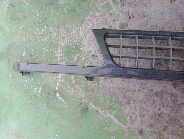 Rejilla Opel Frontera A