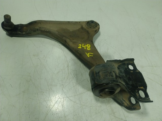 Brazo inferior izquierdo de la suspensión delantera Land Rover LR024473