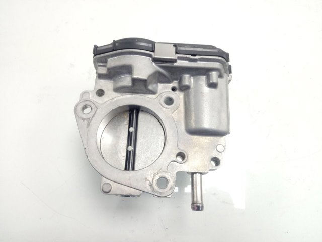  Cuerpo de mariposa Toyota Yaris 