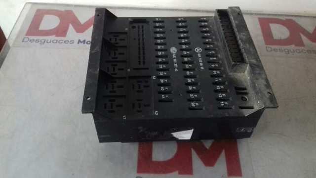 Caja de fusibles 0015430615 Mercedes