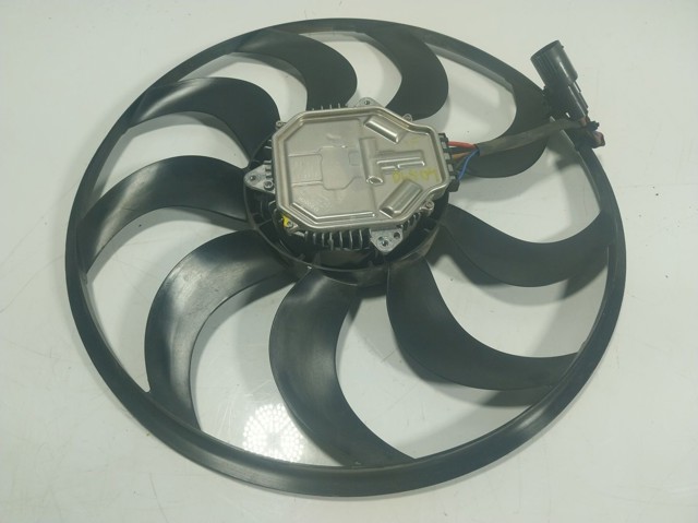 Ventilador de refrigeración Ford 2421571