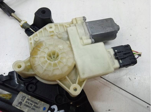 Mecanismo de elevalunas delantero derecha Peugeot/Citroen 9675924680 precio, desde 49,37 EUR