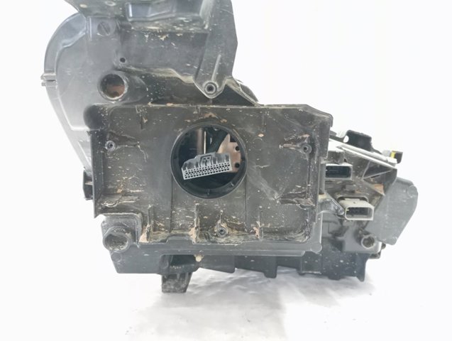 1675889580 Peugeot/Citroen Faros