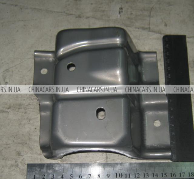 101200033502 Geely soporte de amplificador de parachoques delantero