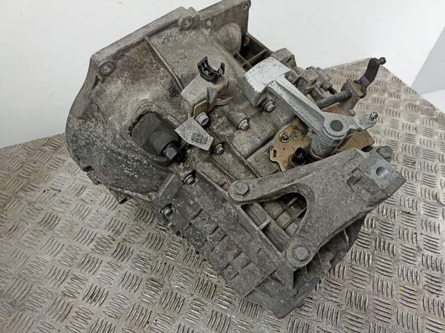 Caja de cambios manual Mazda 3M5R7002YF