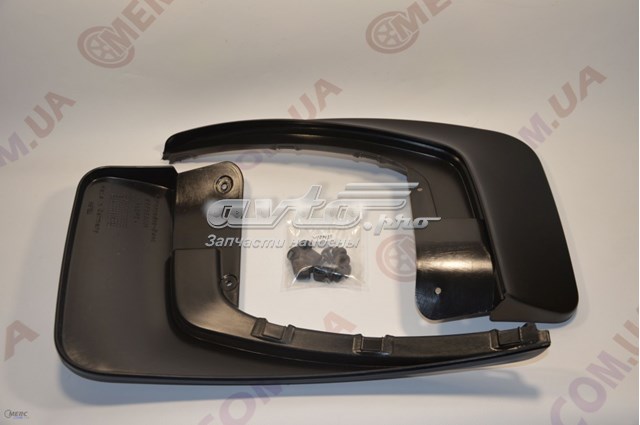 Juego de faldillas traseras Mercedes B66580001 precio, desde 65,28 EUR