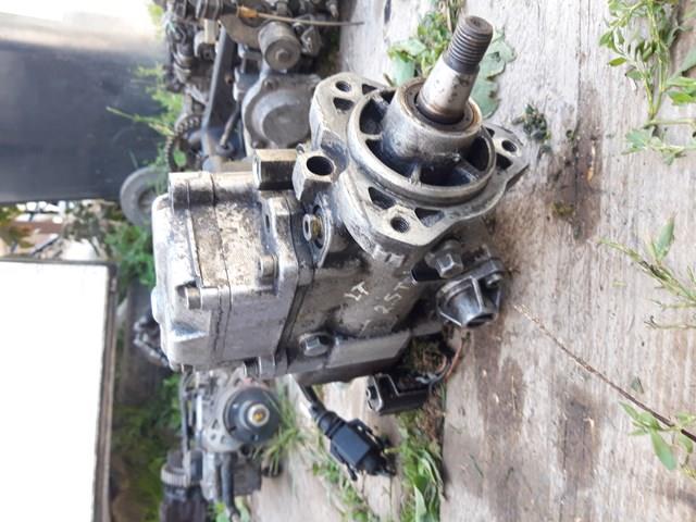 Bomba inyectora 074130110M VAG