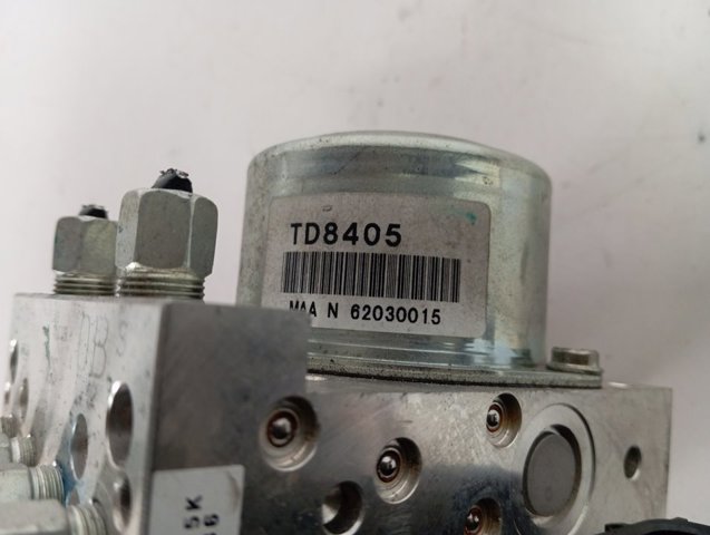 Comprar 476604NC0B Nissan/Infiniti Módulo ABS