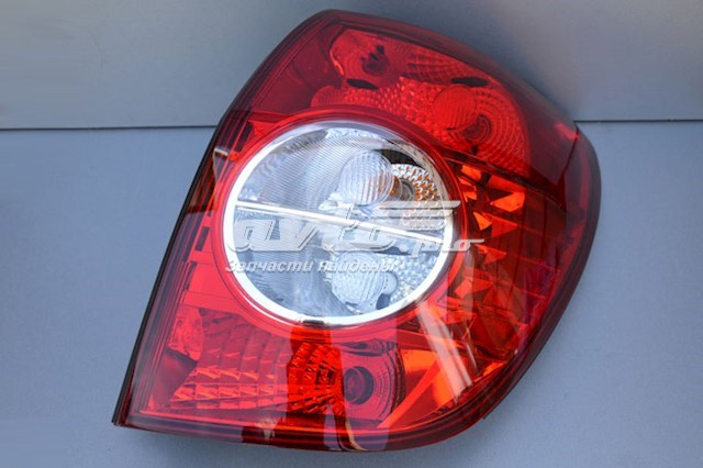Comprar 20946136 General Motors Piloto trasero derecho