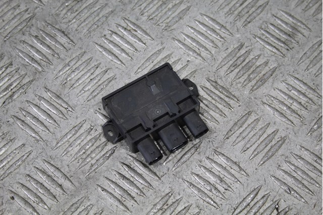 Módulo de control de apertura de la tapa del maletero 32137251 Volvo