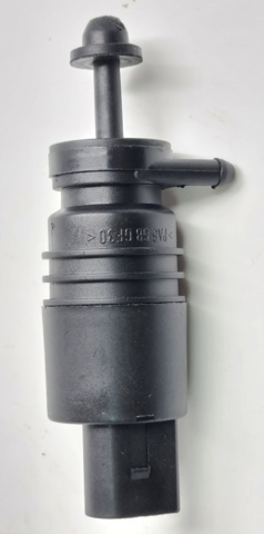 Bomba de agua limpiaparabrisas, delantera Q3750021 Q-fix