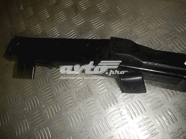 625114CE0A Nissan/Infiniti Soporte de radiador superior (panel de montaje para foco)
