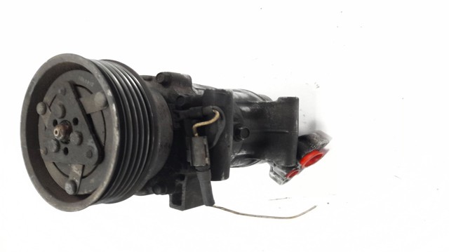 Compresor de aire acondicionado 8200315744 Nissan/Infiniti