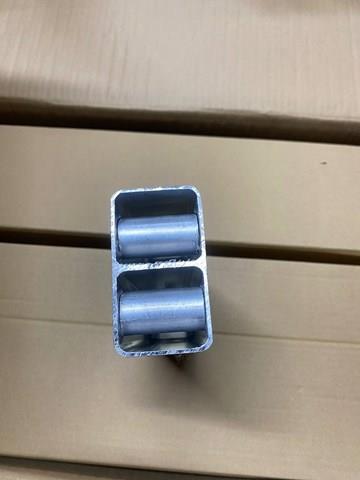Comprar 110919300C Tesla Soporte del refuerzo del parachoques delantero