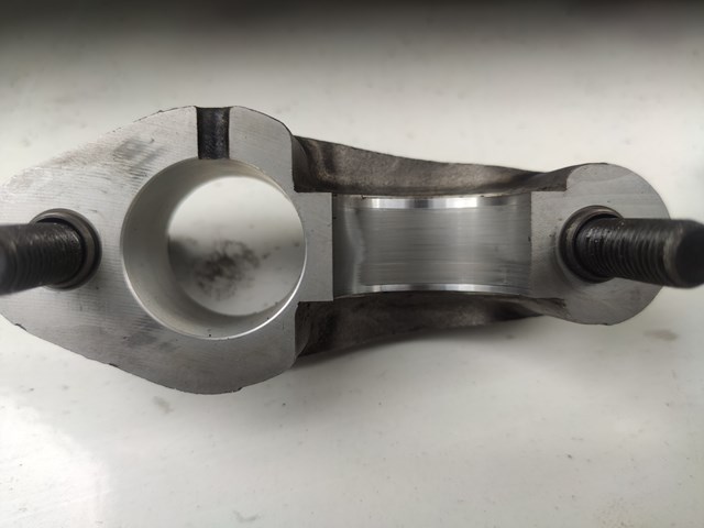 Culata de motor Hyundai/Kia 2211127900
