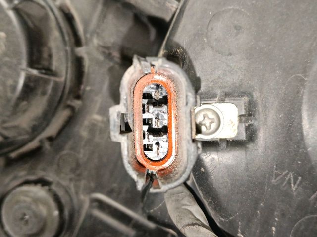 Comprar Faro izquierdo SsangYong Rodius  