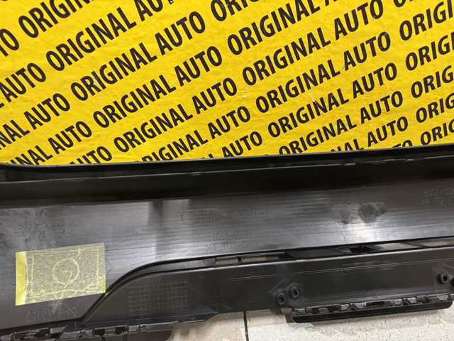 B0S150221BB Mazda Defensa trasero