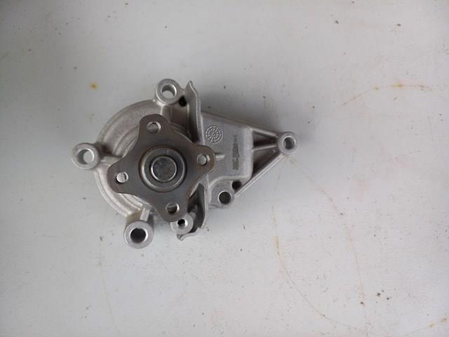 Bomba de agua WP5005 VALEO