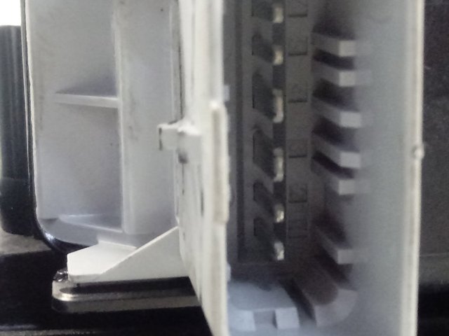 Depresor de freno  Peugeot/Citroen 9829045580