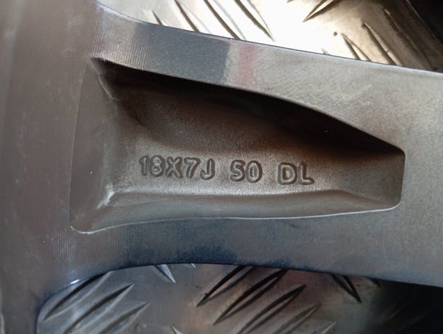 9965417080 Mazda Aros