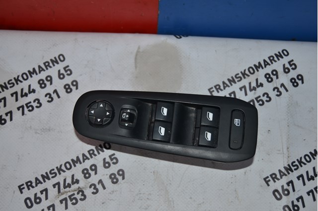 Unidad de control de elevalunas delantera izquierda Peugeot/Citroen 98319761ZD precio, desde 84,22 EUR