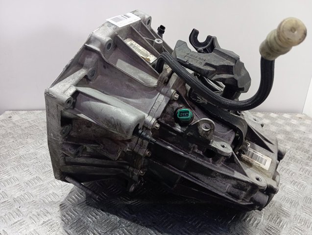Caja de cambios TL4A027 Renault (RVI)