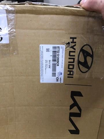 Moldura de la puerta delantera derecha Hyundai/Kia 87722S1200SCR precio, desde 98,41 EUR