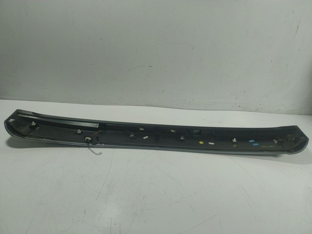 8R0827933CGRU VAG alerón para puerta de maletero
