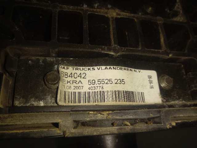 1684042 DAF Cristal de espejo retrovisor