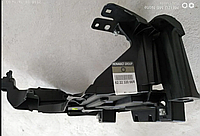 622232066R Renault (RVI) soporte de parachoques delantero izquierdo