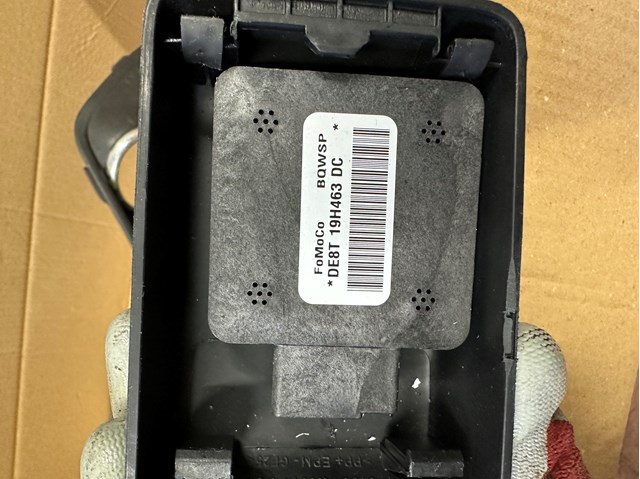 Antena GPS Ford DE8T19H463DC