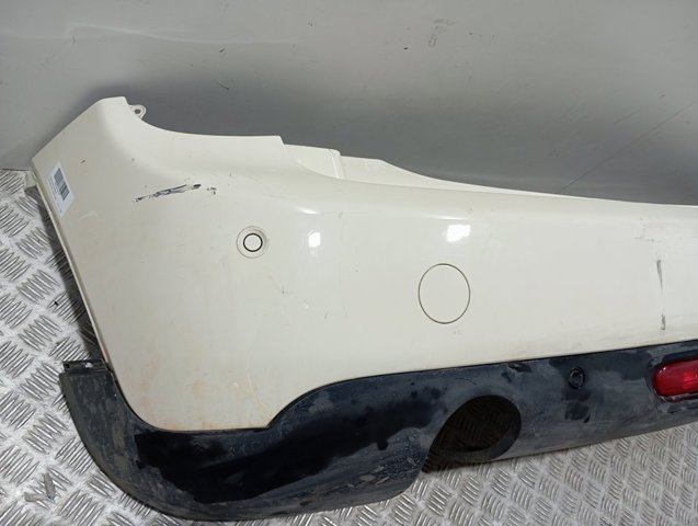 51127380024 BMW Defensa trasero
