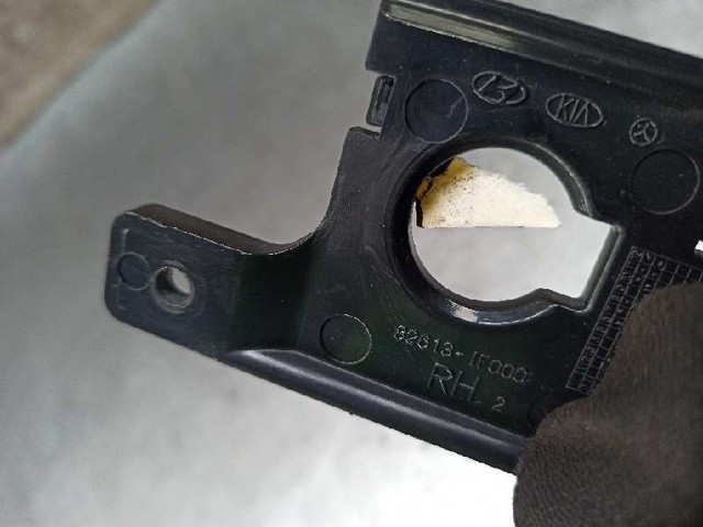 Comprar 826131F000 Hyundai/Kia 