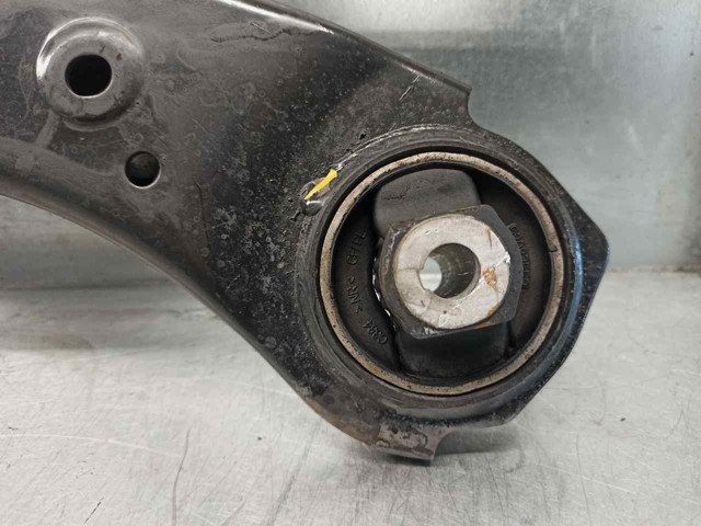 Brazo inferior derecho de la suspensión delantera 52082897 Fiat/Alfa/Lancia