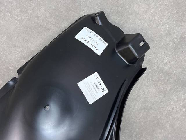 Comprar A1676901010 Mercedes Guardalodos interior delantero derecho