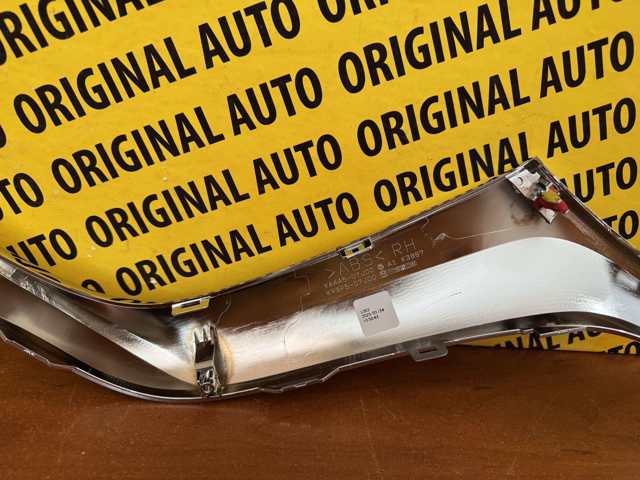 Comprar KAAA507J0A Mazda Moldura derecha de la parrilla del radiador