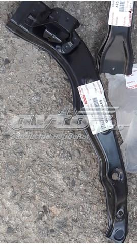 Soporte de radiador izquierdo (panel de montaje para foco) TOYOTA 532030R050