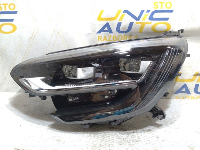 Faro Renault (RVI) 260602075R precio, desde 515,06 EUR