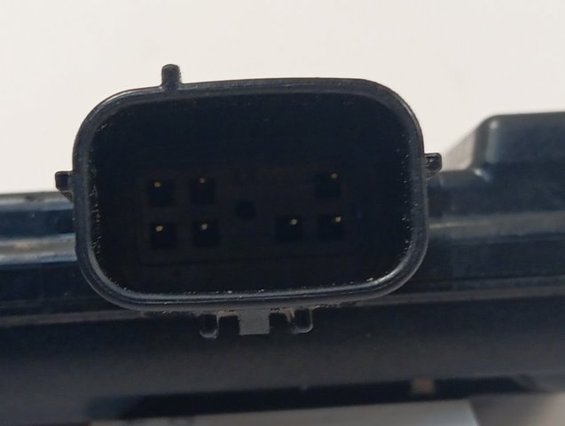 Sensor de ángulo muerto trasero KB8C67Y30E Mazda