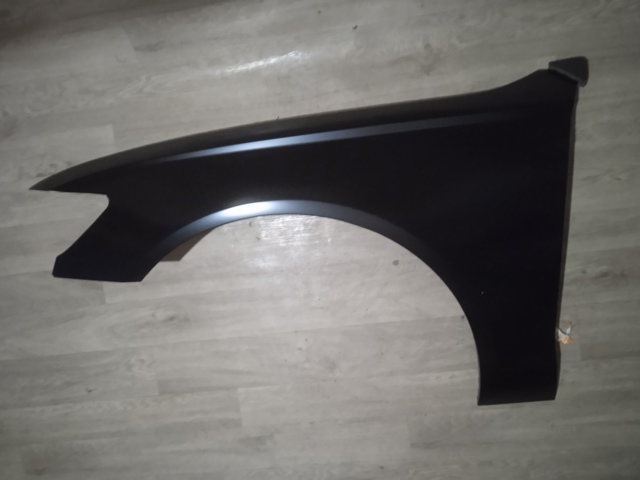 Comprar 13E101 Polcar Aleta delantera izquierda