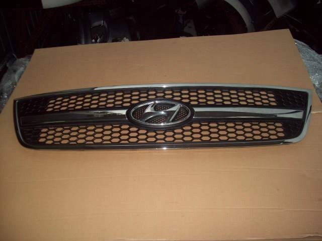 Rejilla delantera Hyundai/Kia 865604H000 precio, desde 193,16 EUR