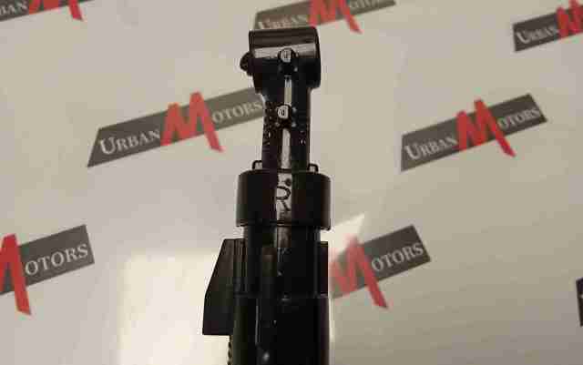 Comprar LR061218 Land Rover Tobera del lavador de faro delantero derecho