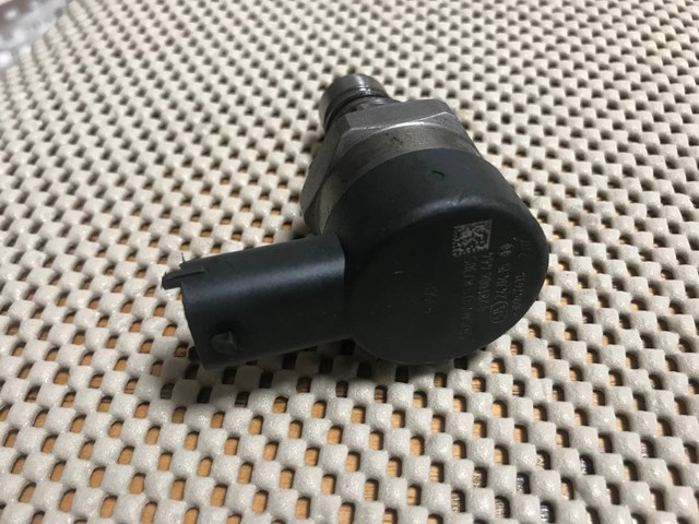  Land Rover 0281006464