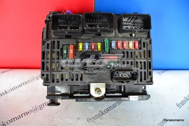 9661682580 Peugeot/Citroen Caja de relés y fusibles