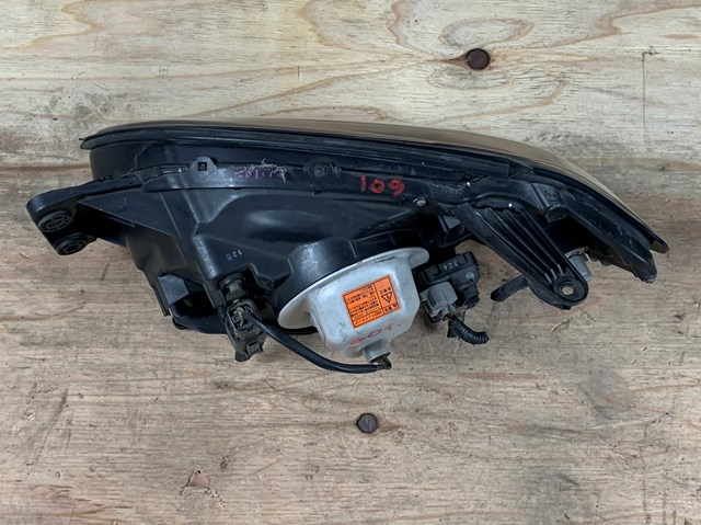 Faro delantero derecho Subaru Legacy III
